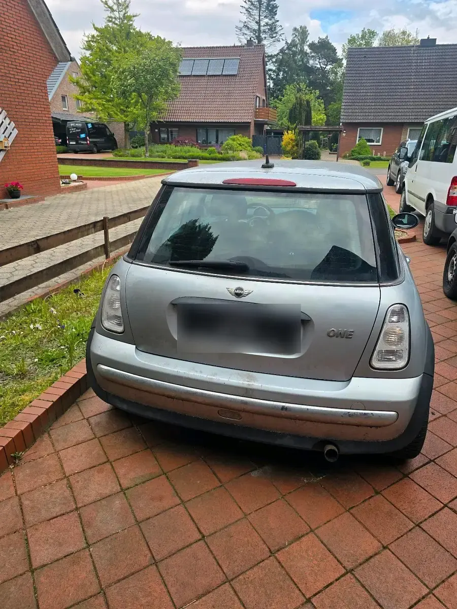 Gebraucht Mini ONE 90 PS (66 kW) 2003 Silber Kleinwagen