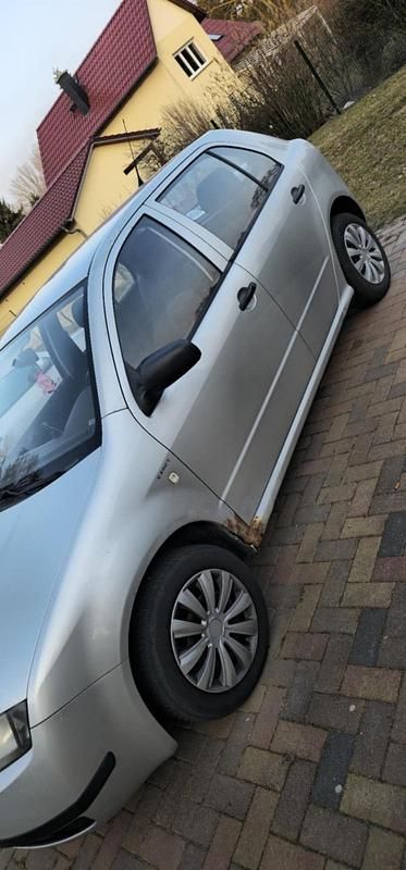 Gebraucht Skoda Fabia 60 PS (44 kW) 2004 Grau Kleinwagen