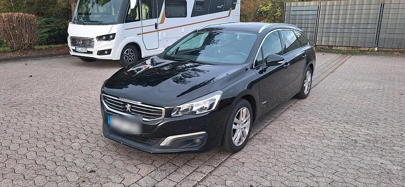 Schwarz Gebraucht 2015 Peugeot 508 SW Kombi | 5.999 € (Fairer Preis) - Bild 1/4