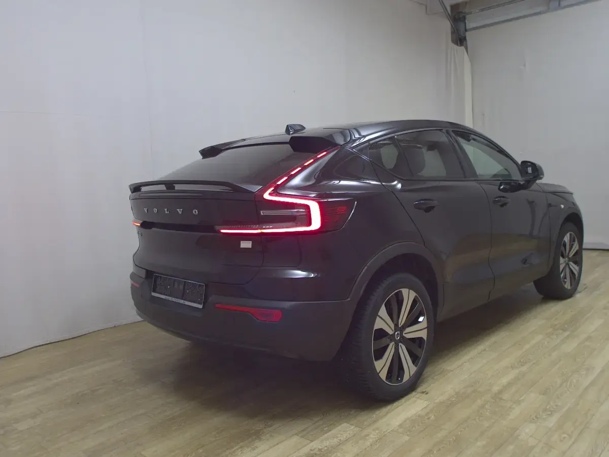 Gebraucht Volvo C40 169 kW (231 PS) 2023 Schwarz SUV