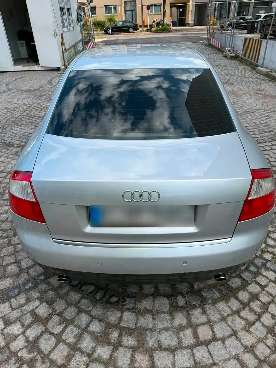 Gebraucht Audi A4 163 PS (119 kW) 2002 Silber Limousine