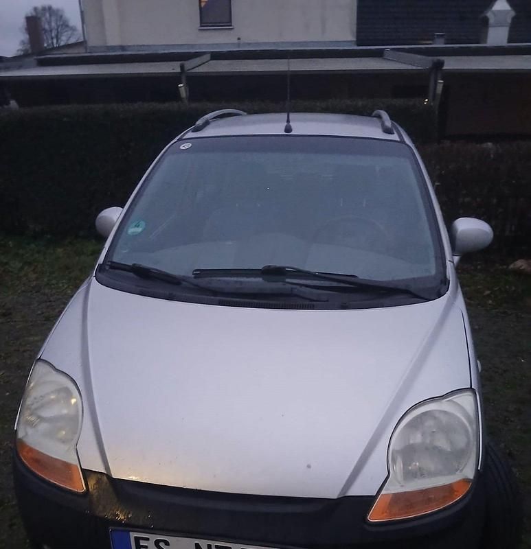 Silber Gebraucht 2009 Chevrolet Matiz Kleinwagen | 850 € - Bild 1/4