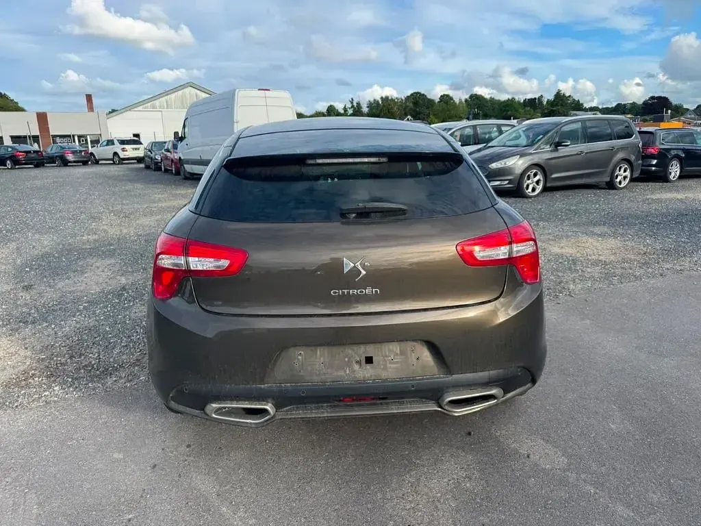 Gebraucht Citroën DS5 So Chic 163 PS (119 kW) 2012 Braun Kleinwagen