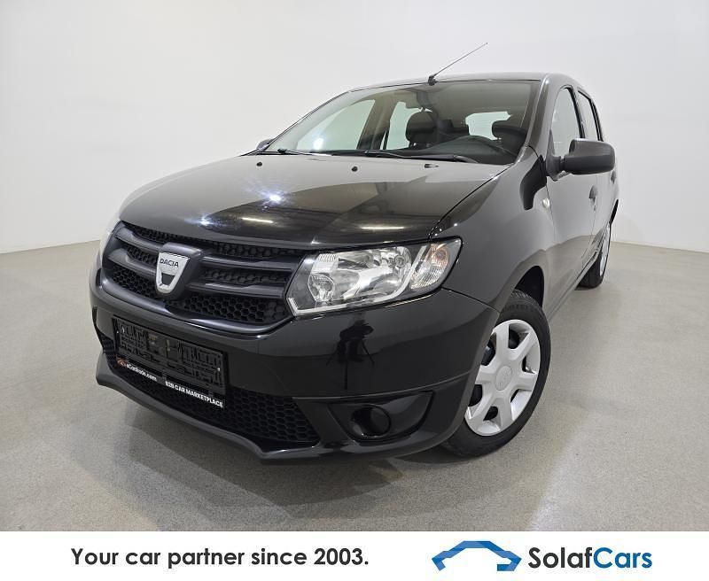 Schwarz Gebraucht 2016 Dacia Sandero Ambiance Limousine | 5.445 € (Fairer Preis) - Bild 1/4