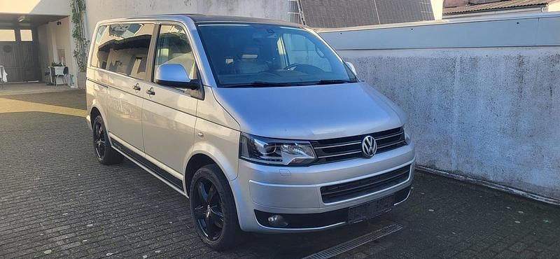 Silber Gebraucht 2013 VW T5 Edition Van | 21.500 € (Fairer Preis) - Bild 1/4