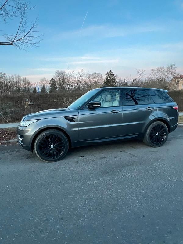 Gebraucht Land Rover Range Rover 210 PS (154 kW) 2014 Grün SUV
