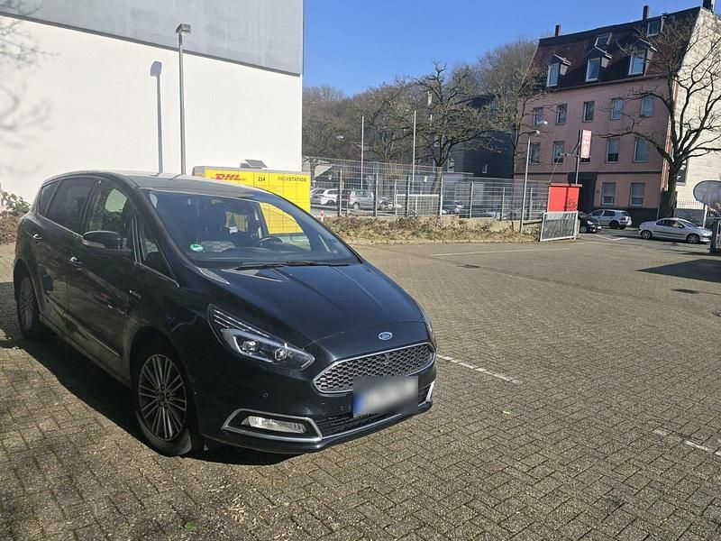 Gebraucht Ford S-MAX Vignale 150 PS (110 kW) 2019 Schwarz Van / Kleinbus