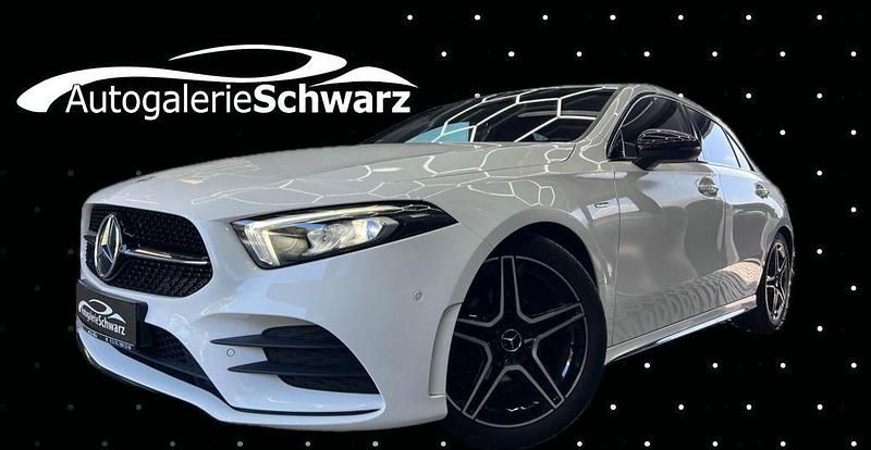 Amg polarweiss Gebraucht 2021 Mercedes A180 AMG Limousine | 23.140 € (Guter Preis) - Bild 1/3