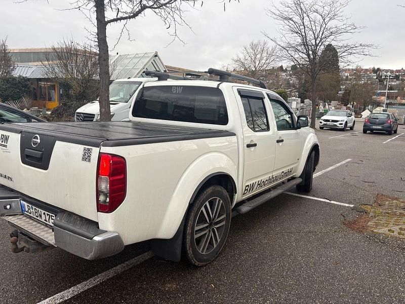Gebraucht Nissan Navara 231 PS (169 kW) 2013 Weiß Pickup