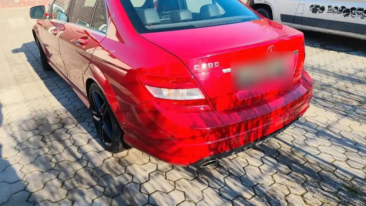 Gebraucht Mercedes C300 230 PS (169 kW) 2009 Rot Limousine