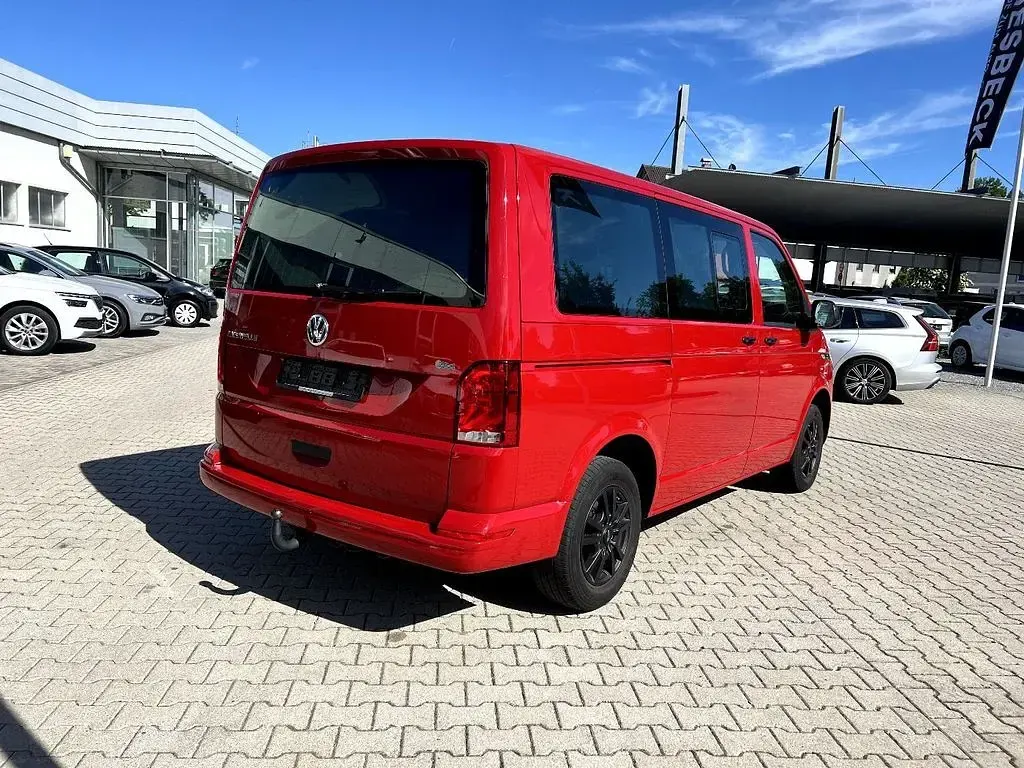 Usado VW Caravelle 150 CV (110 kW) 2021 Rojo Van