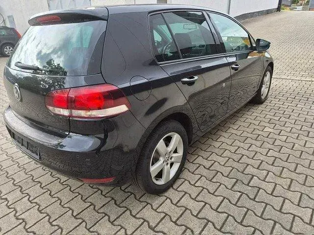 Gebraucht VW Golf VI 120 PS (88 kW) 2010 Schwarz Kleinwagen