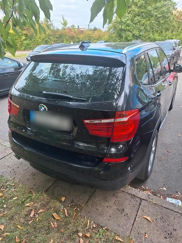 Gebraucht BMW X3 140 PS (102 kW) 2015 Schwarz SUV