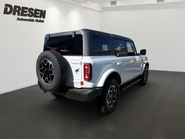 Neu Ford Bronco Outer Banks 334 PS (245 kW) 2026 Weiss SUV
