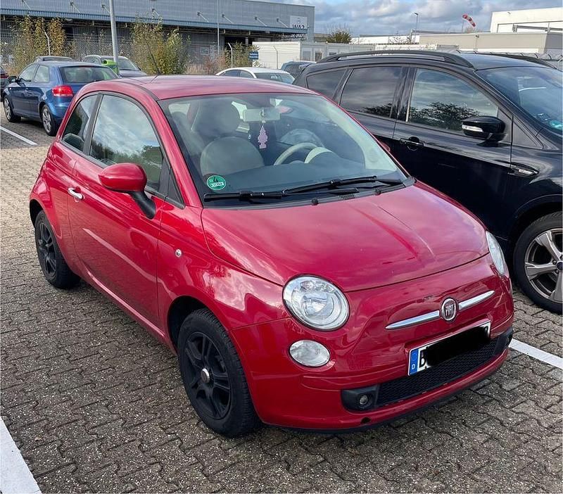 Rot Gebraucht 2009 Fiat 500 Lounge Kleinwagen | 2.350 € (Fairer Preis) - Bild 1/4