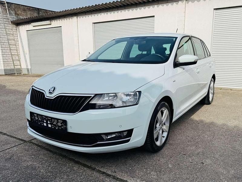 Gebraucht Skoda Rapid Clever 110 PS (80 kW) 2018 Laserweiss Kleinwagen