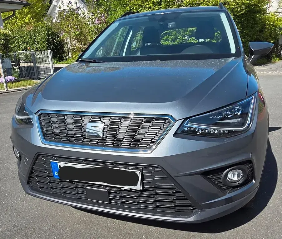 Gebraucht Seat Arona 95 PS (69 kW) 2017 Grau SUV