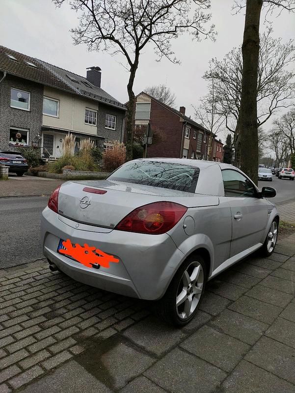 Gebraucht Opel Tigra 125 PS (91 kW) 2005 Cabrio
