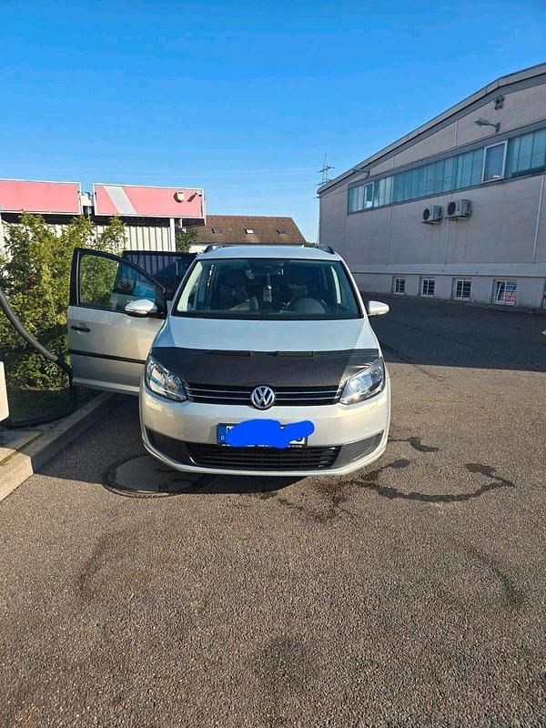 Silber Gebraucht 2011 VW Touran Van / Kleinbus | 5.300 € (Fairer Preis) - Bild 1/4