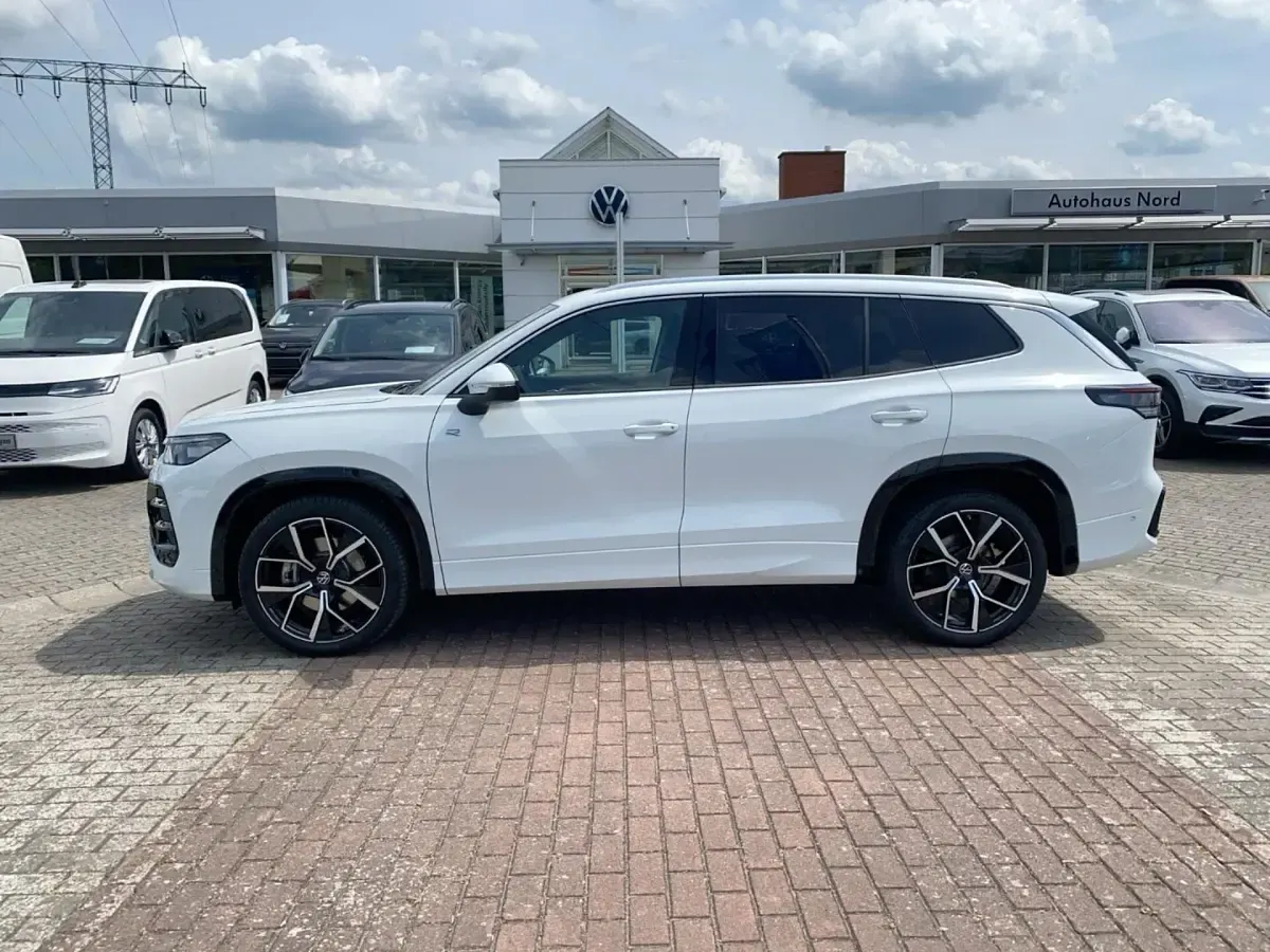 Gebraucht VW Tayron R-line 193 PS (141 kW) 2025 Weiß SUV