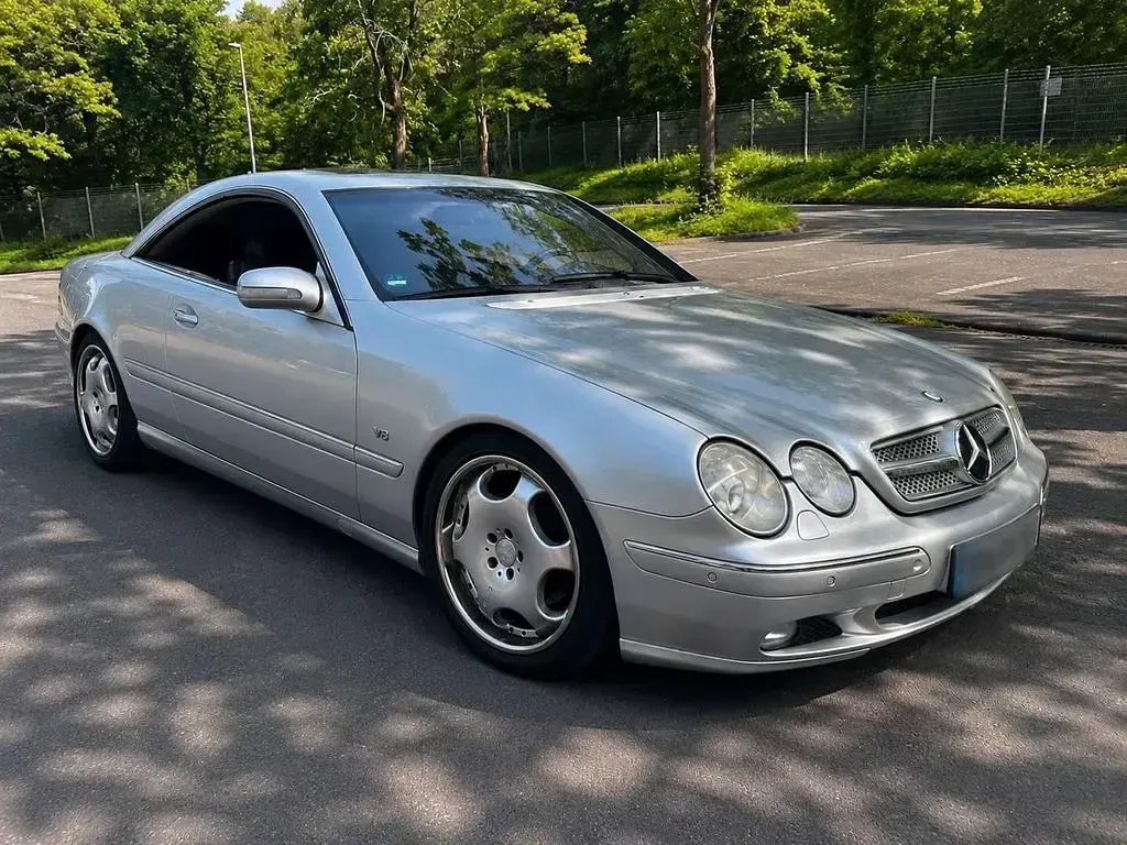 Gebraucht Mercedes CL500 306 PS (225 kW) 2001 Silber Coupé