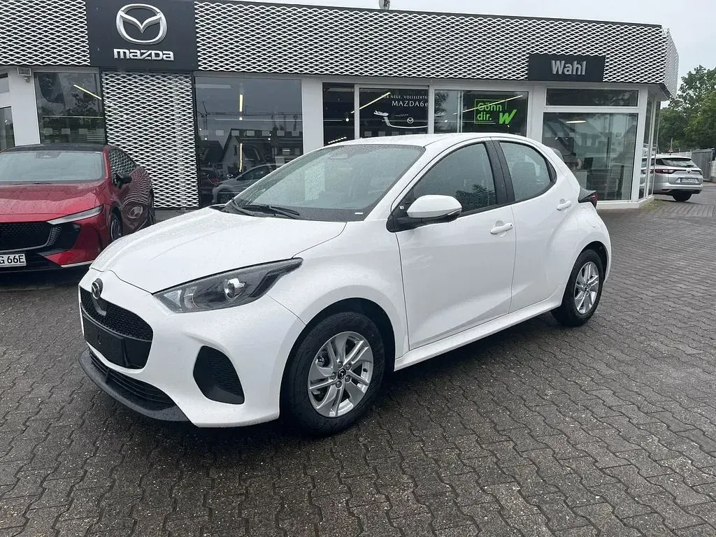 Nowe Mazda 2 117 KM (86 kW) 2026 Biały Hatchback