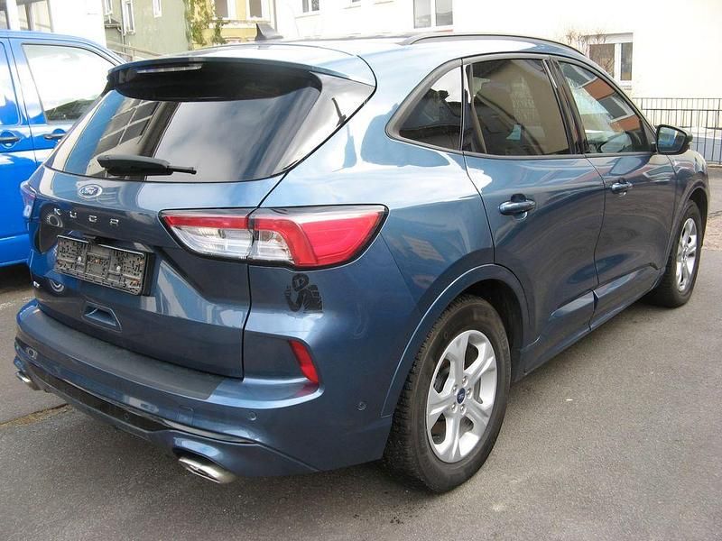 Gebraucht Ford Kuga ST-Line 190 PS (139 kW) 2020 Blau SUV