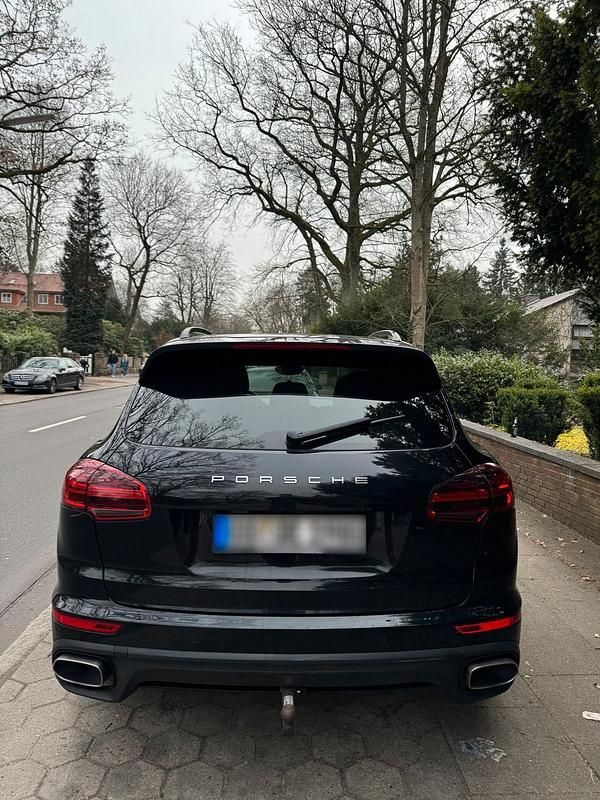 Gebraucht Porsche Cayenne 262 PS (192 kW) 2016 Schwarz SUV