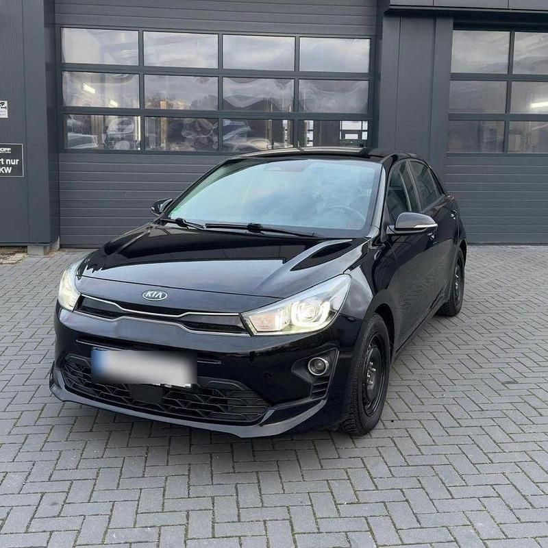 Schwarz Gebraucht 2021 Kia Rio Vision Kleinwagen | 12.900 € (Guter Preis) - Bild 1/4