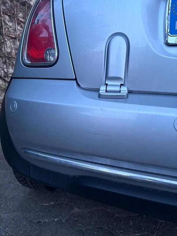 Usata Mini ONE 90 CV (66 kW) 2004 Argento Utilitaria