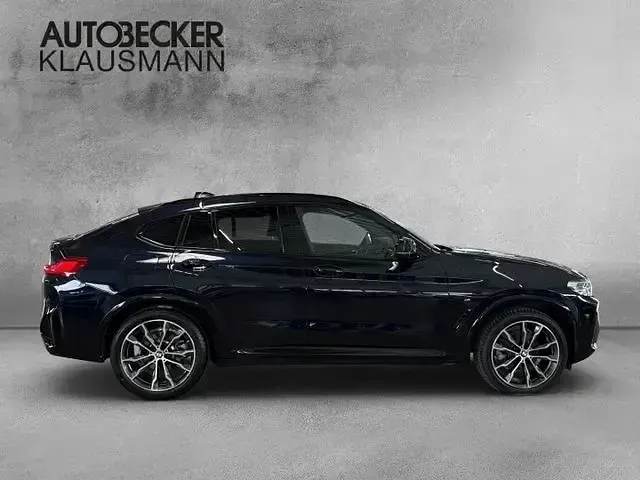 Gebraucht BMW X4 M Sport 184 PS (135 kW) 2025 Schwarz SUV