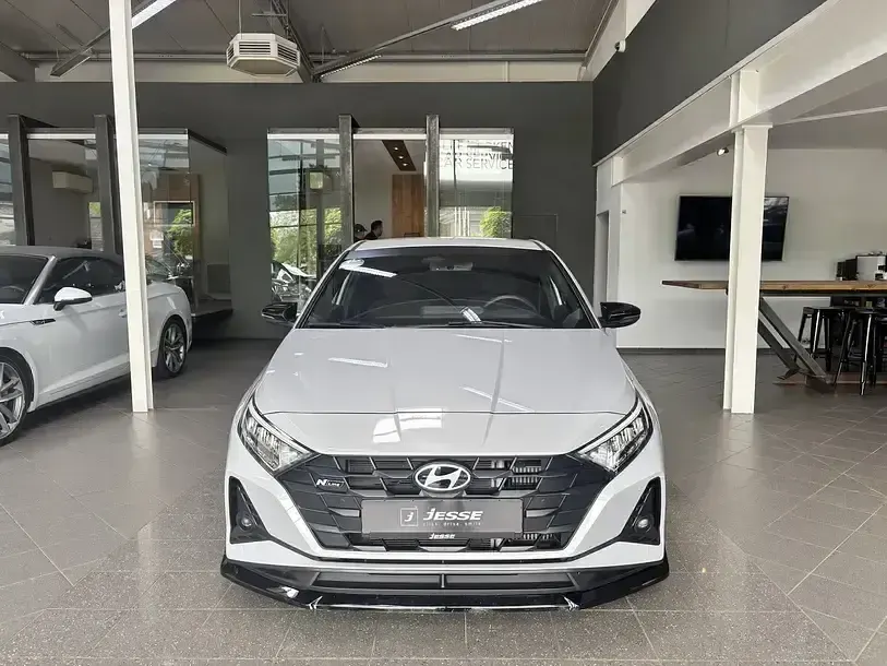 Gebraucht Hyundai i20 N Line 101 PS (74 kW) 2025 Lumen grey / mic Kleinwagen