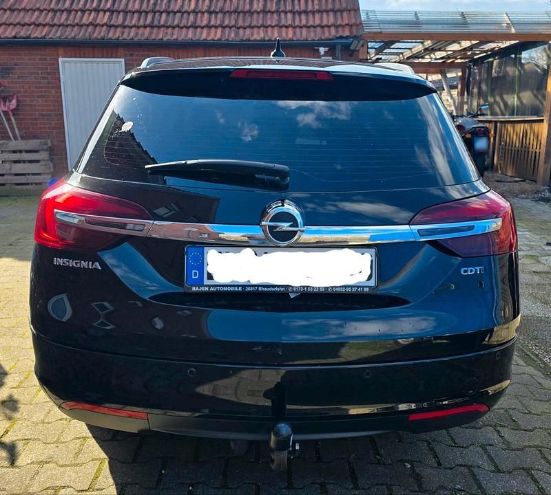 Gebraucht Opel Insignia 136 PS (100 kW) 2017 Schwarz Kombi