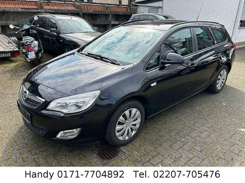 Gebraucht Opel Astra 120 PS (88 kW) 2011 Schwarz Limousine