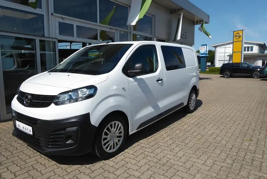 Gebraucht Opel Vivaro-e Combi Edition 144 PS (105 kW) 2022 Weiß Van / Kleinbus