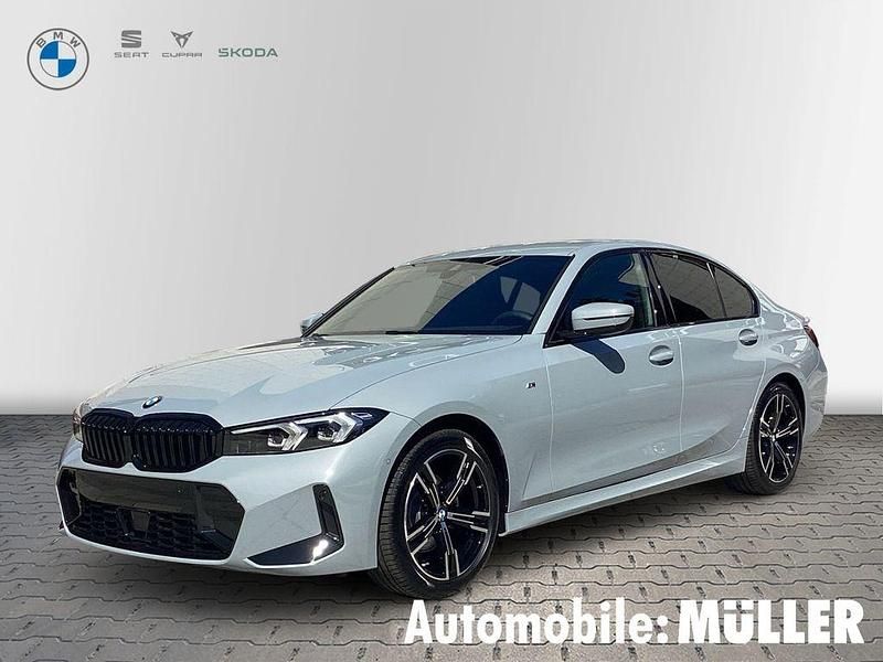 Grau Gebraucht 2024 BMW 320 M Sport Limousine | 49.600 € (Teuer) - Bild 1/4
