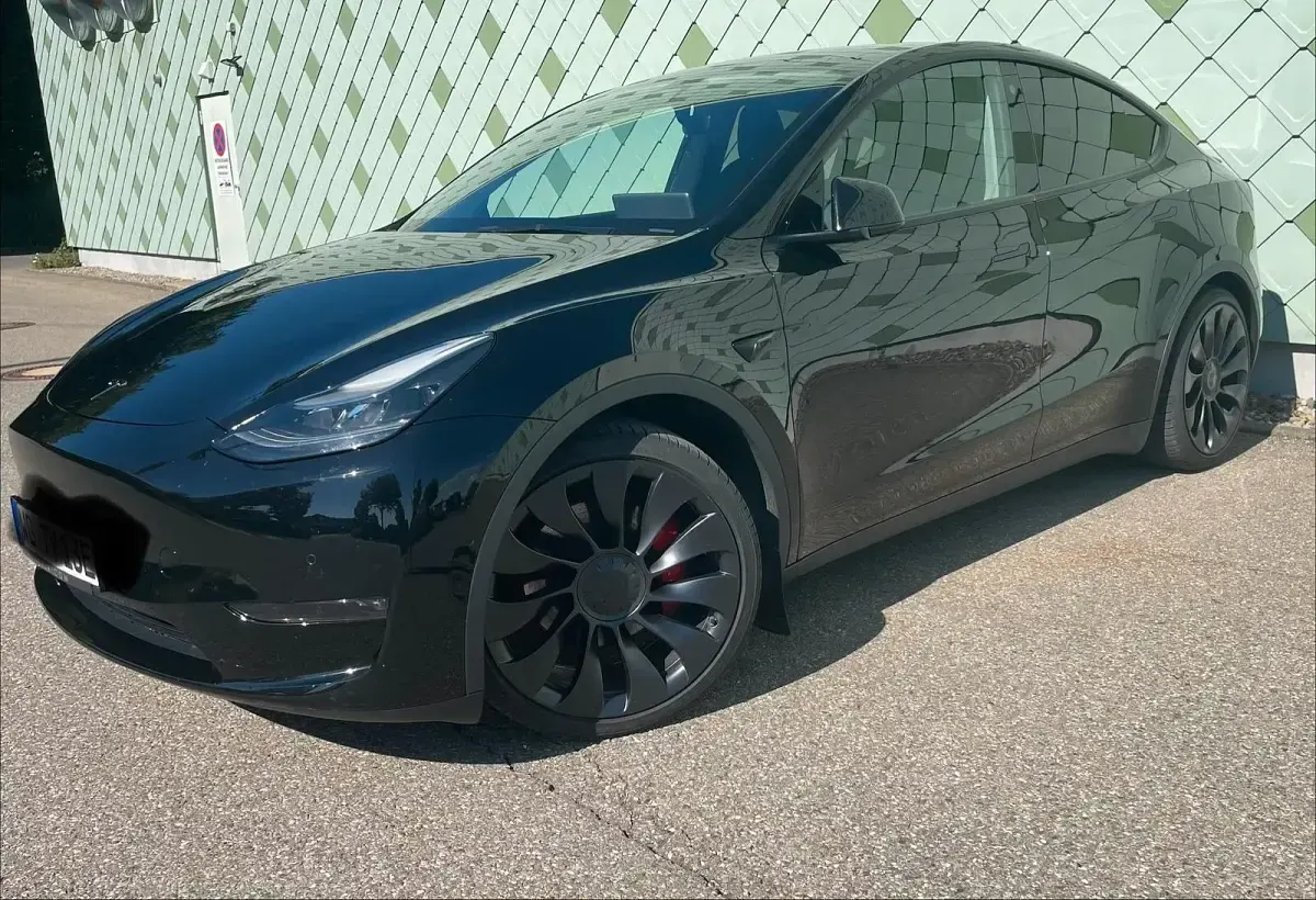 Gebraucht Tesla Model Y Performance 392 kW (534 PS) 2022 Schwarz SUV