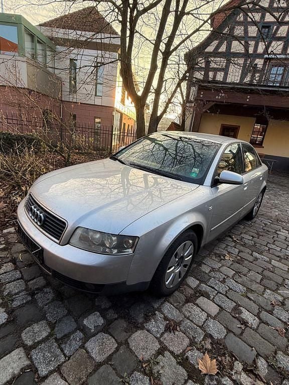 Silber Gebraucht 2001 Audi A4 Limousine | 1.200 € (Superpreis) - Bild 1/4
