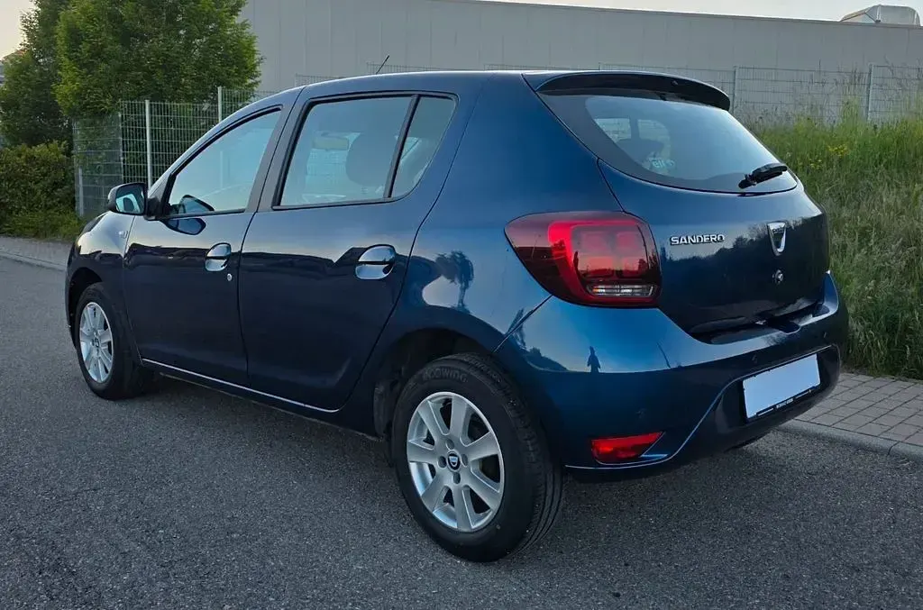 Gebraucht Dacia Sandero 73 PS (53 kW) 2019 Blau Limousine