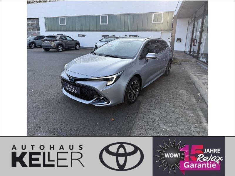 Shimmering silver Neu 2025 Toyota Corolla Kombi | 33.990 € - Bild 1/4