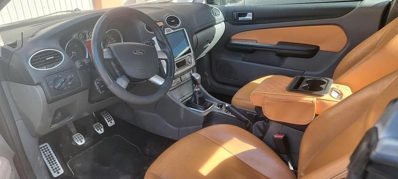 Gebraucht Ford Focus Cabriolet 150 PS (110 kW) 2009 Schwarz Cabrio