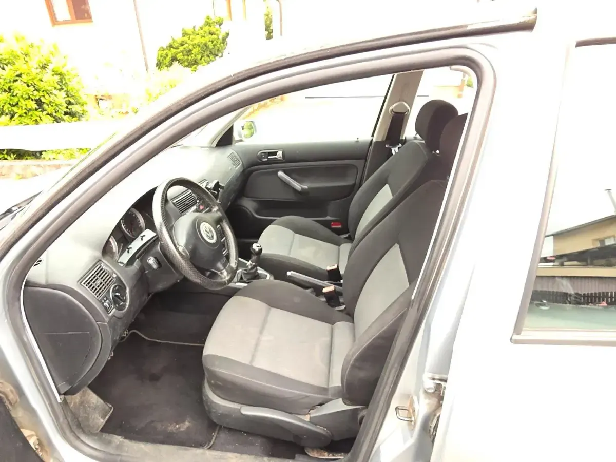 Gebraucht VW Golf IV 101 PS (74 kW) 2003 Silber Kleinwagen