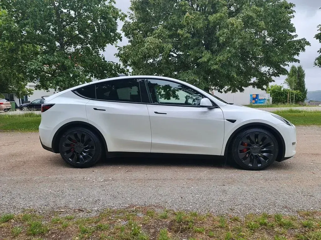 Gebraucht Tesla Model Y Performance 392 kW (534 PS) 2022 Schwarz SUV
