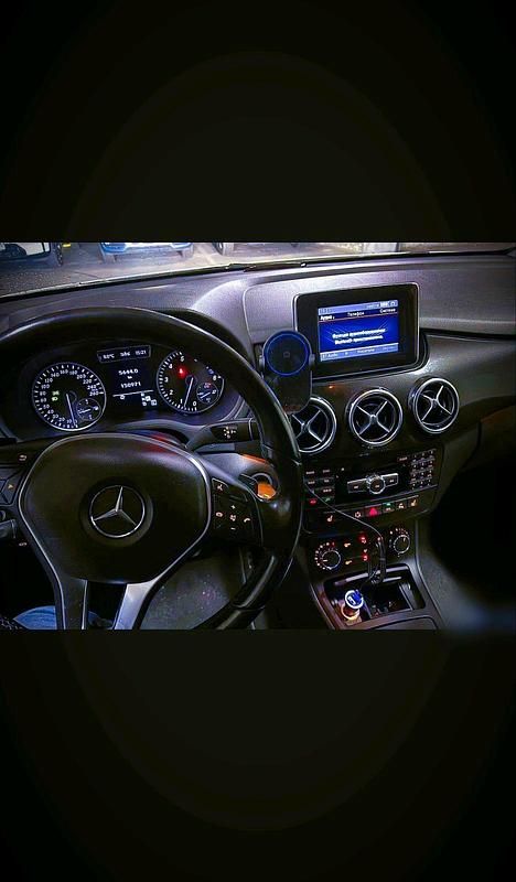 Gebraucht Mercedes B150 2012 Schwarz Van / Kleinbus