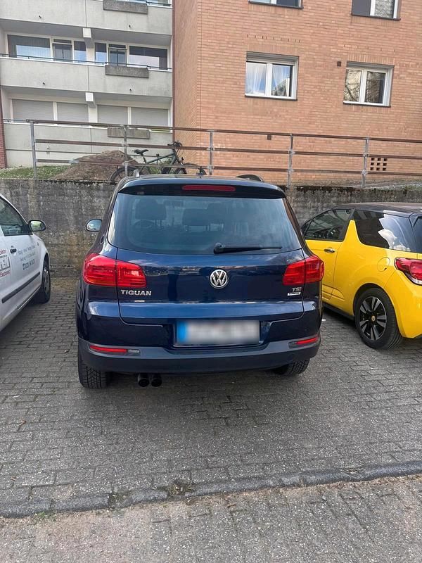 Gebraucht VW Tiguan 122 PS (89 kW) 2014 Blau SUV