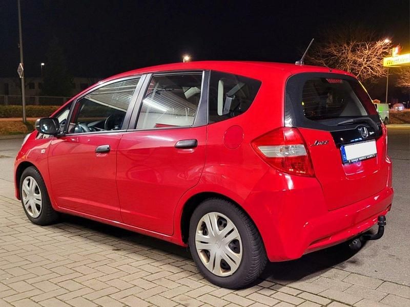 Gebraucht Honda Jazz 99 PS (72 kW) 2011 Rot Kleinwagen