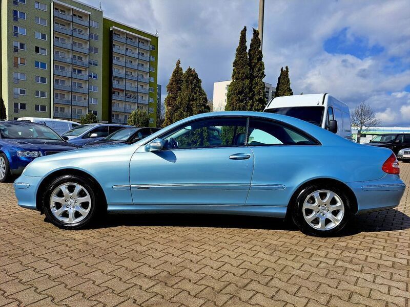 Gebraucht Mercedes CLK240 170 PS (125 kW) 2004 Blau Coupé