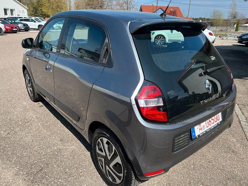 Gebraucht Renault Twingo LIMITED 69 PS (50 kW) 2019 Grau Kleinwagen