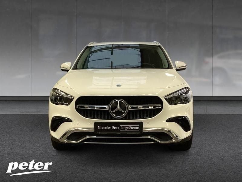 Gebraucht Mercedes GLA200 Progressive 150 PS (110 kW) 2024 Unilack polarweiß SUV