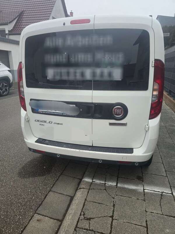 Weiß Gebraucht 2019 Fiat Doblò S Van / Kleinbus | 12.500 € (Teuer) - Bild 1/4